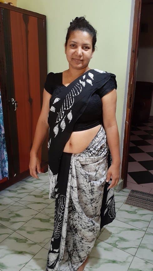 sri lankan sexy aunty dhanushika