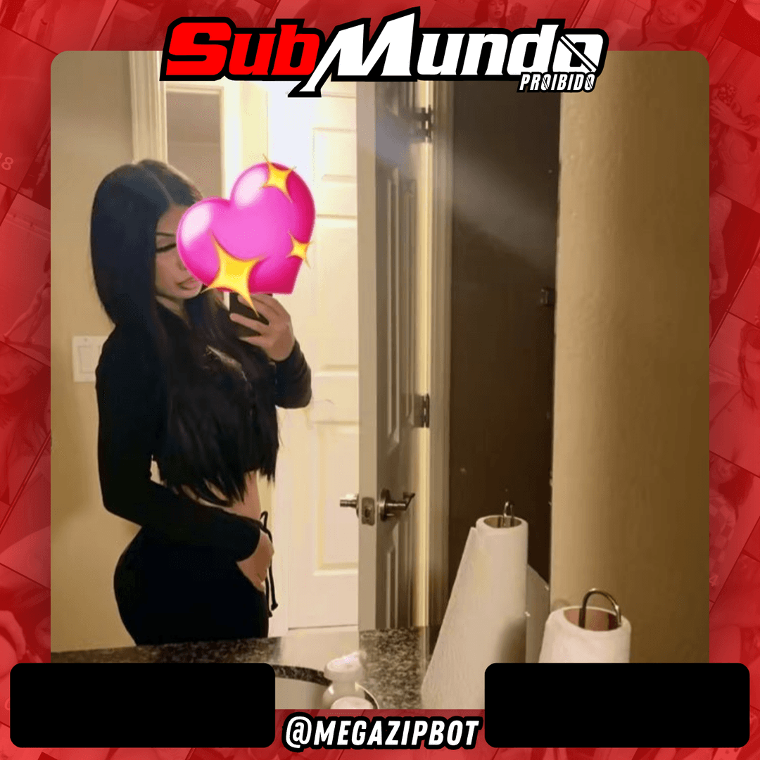 Novinha safada mostrando tudo pro amigo