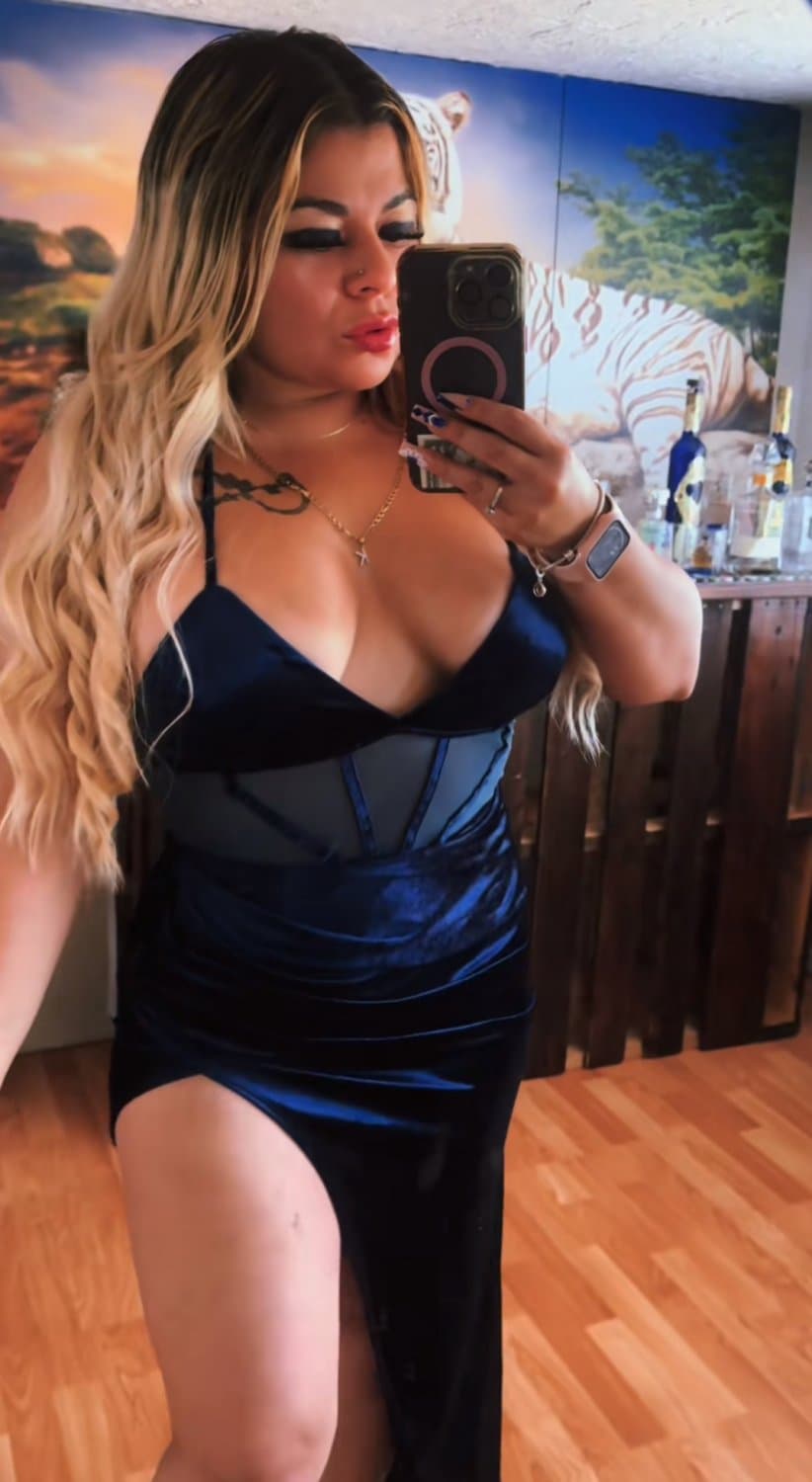 More of horny Latina mom