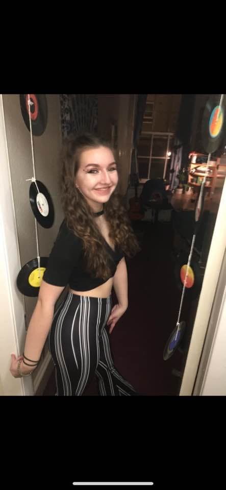 Click to view full size My big ass gf Keira - Kik bigassk678 and bully me