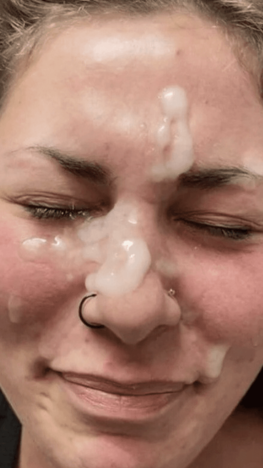 Delivery driver makes herself useful. Give her a back door delivery