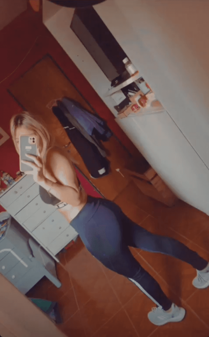 Click to view full size Lindo gato me salió la nena uff