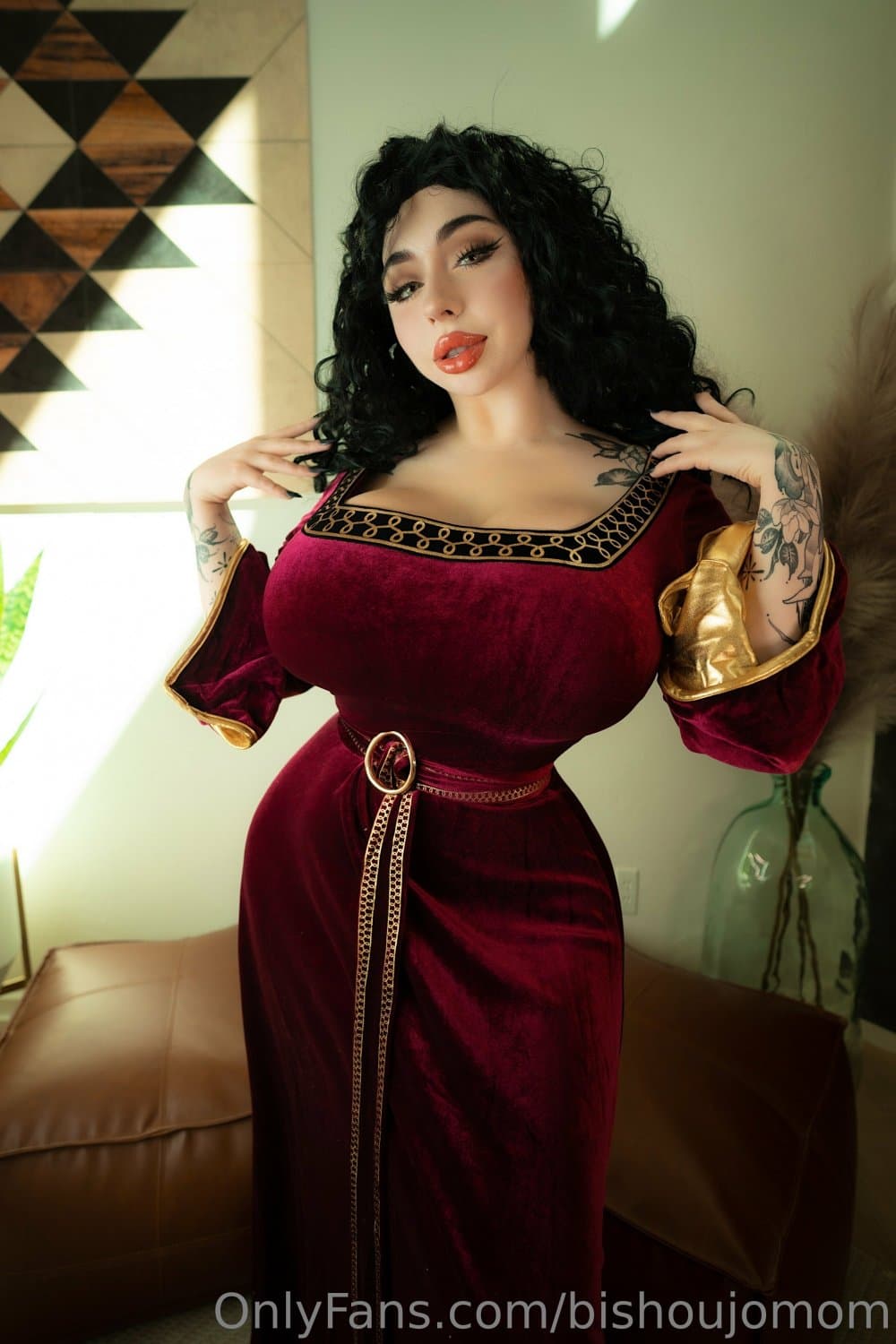 M.O. ɃƗSĦØᵾɈØMØM Collection Teaser 4/4 ?