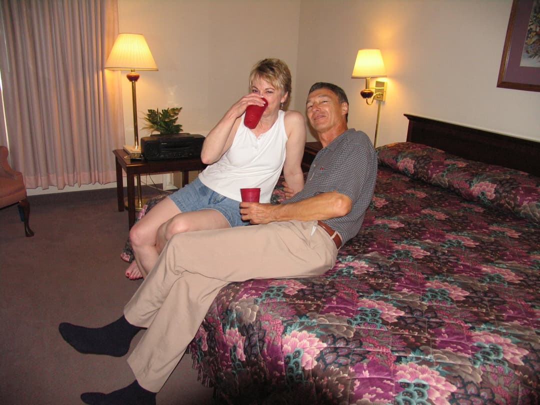 Sally dating friend in hotel