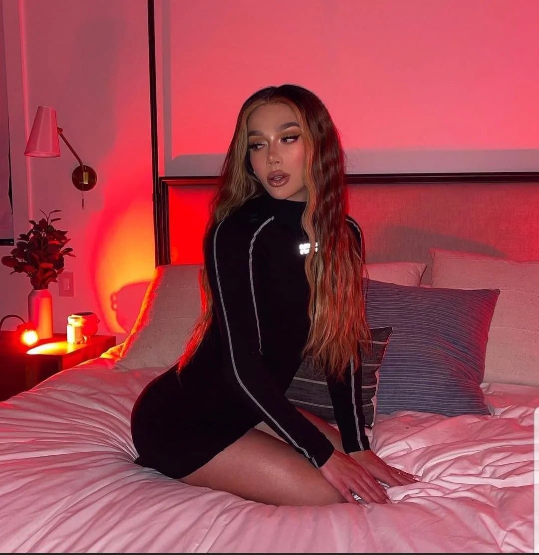 JAMES CHARLES ?? BEAUTIFUL GAYBOY ??????