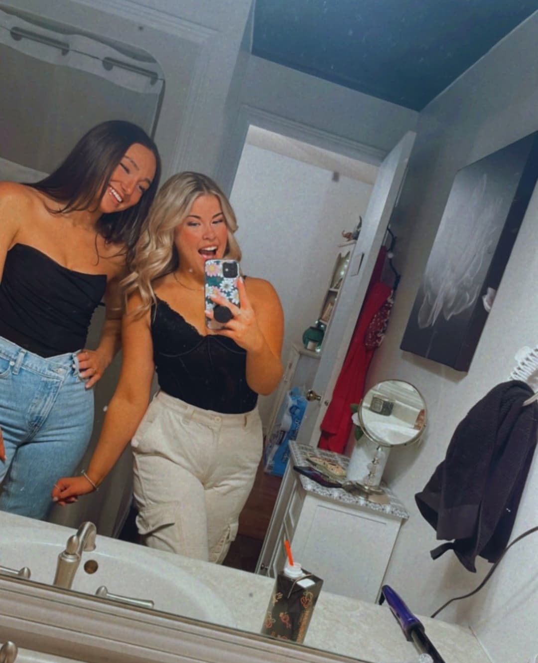 Which irl slut could handle the bigger dick?