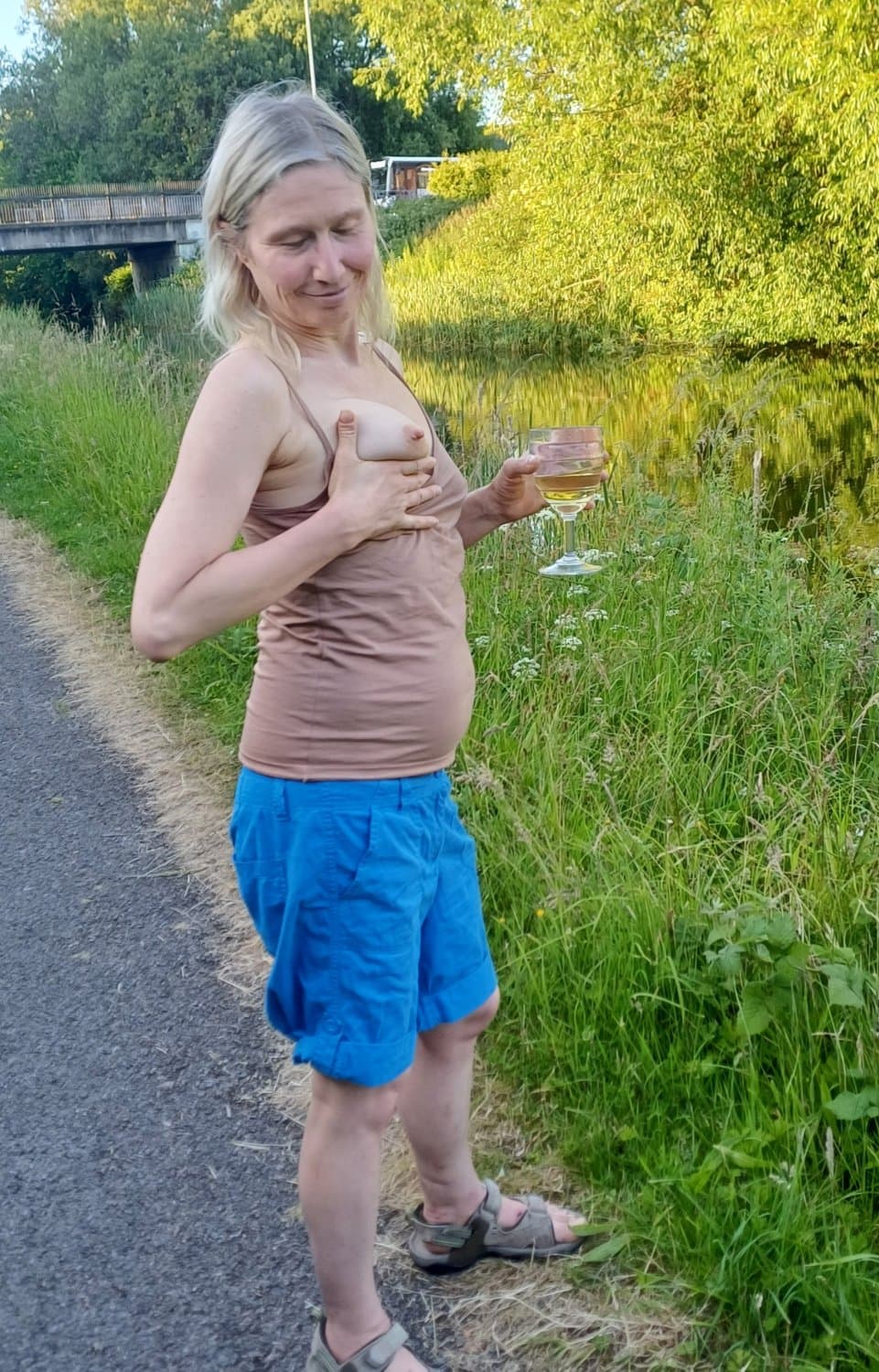 Wife naked and dressed..welcome to repost and share