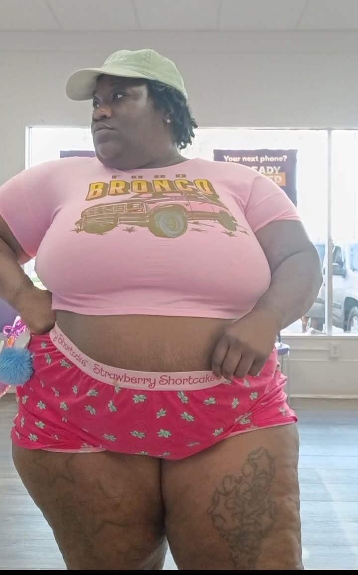 HUGE THICK MEGA EBONY BBW BUG OLE JUICY ASS BOOTY