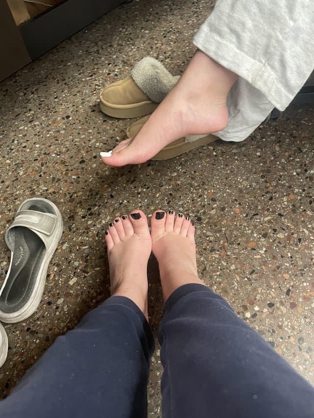 College friends show feet