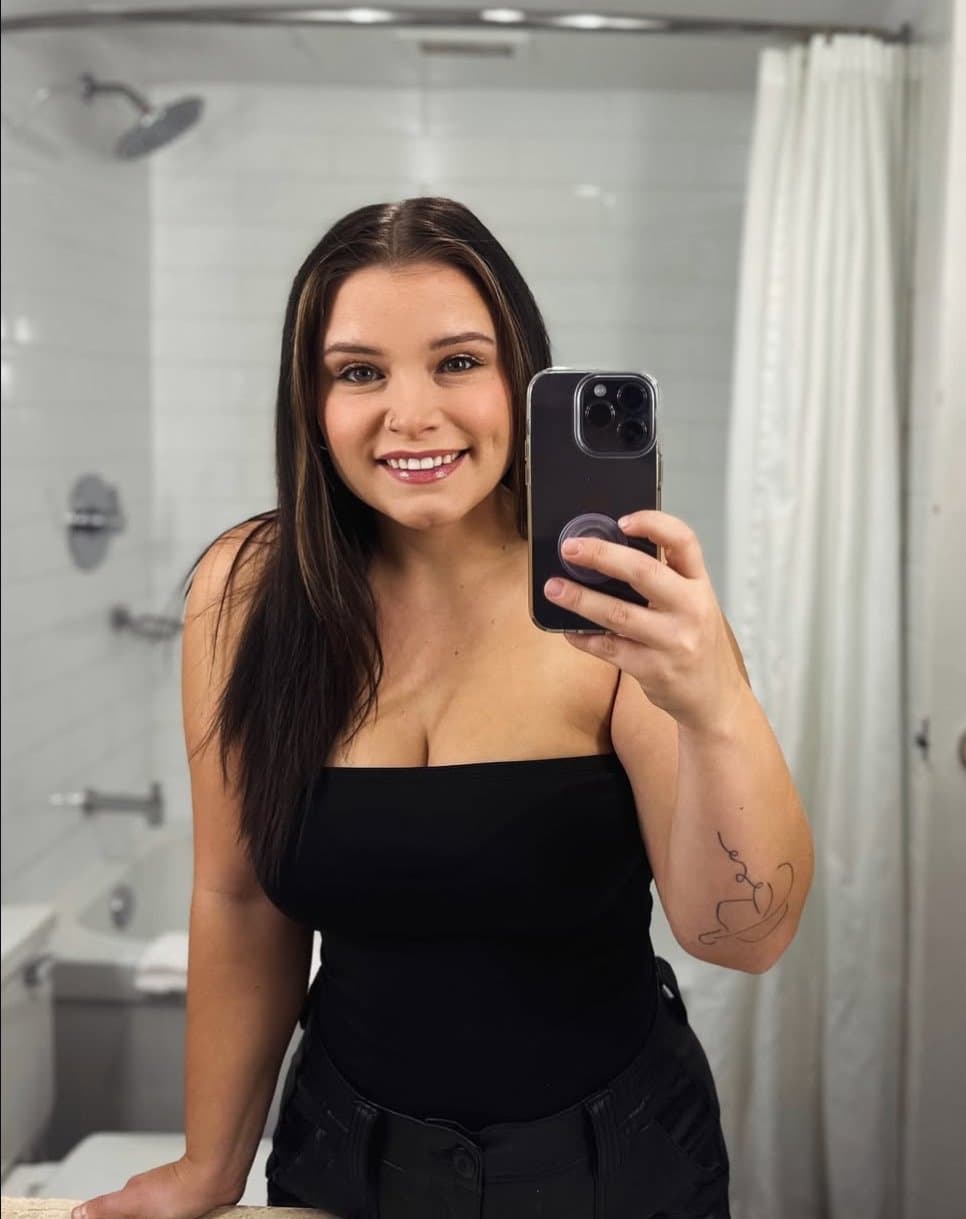 Canada - Mady, short-stack rodeo slut