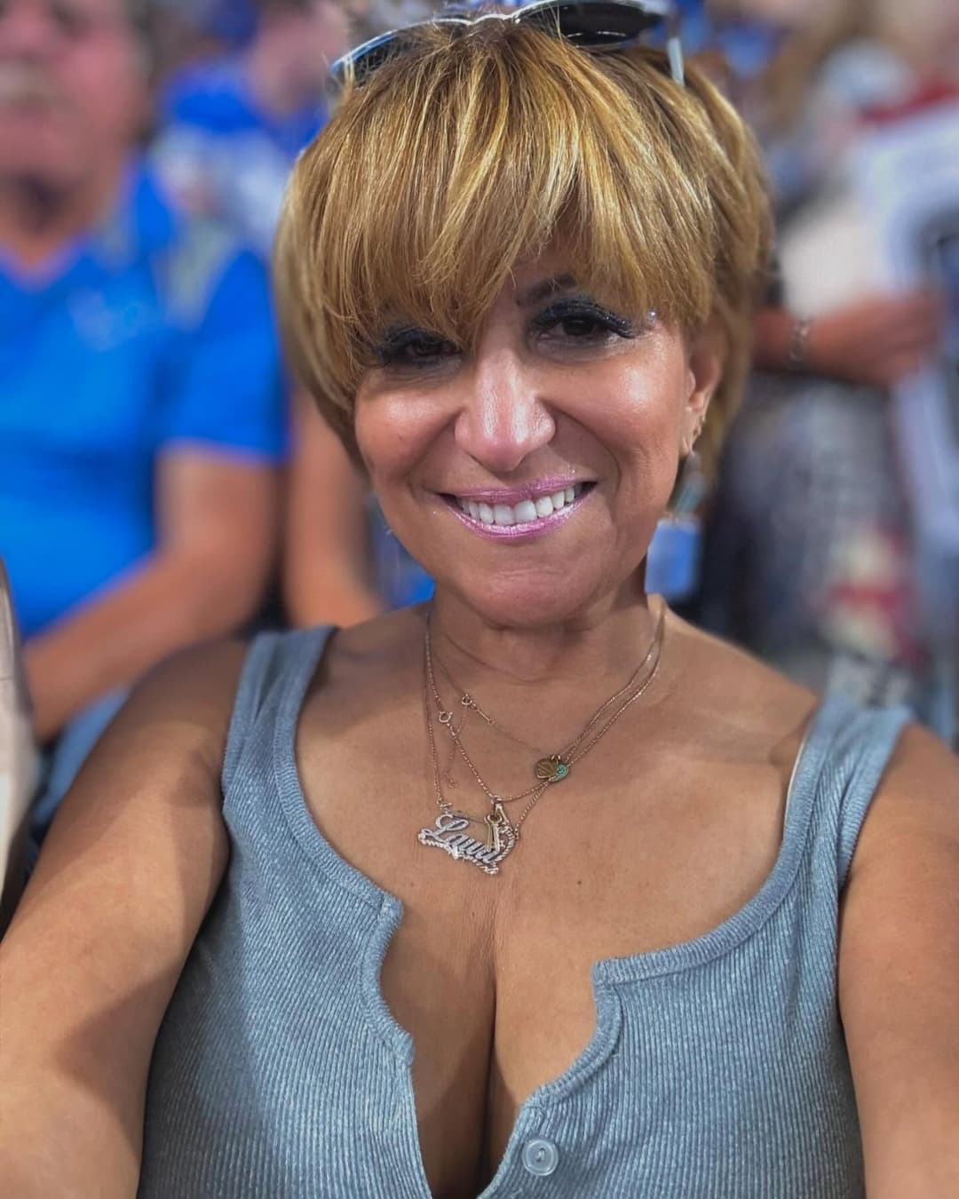 Thick Gilf flight attendant 2