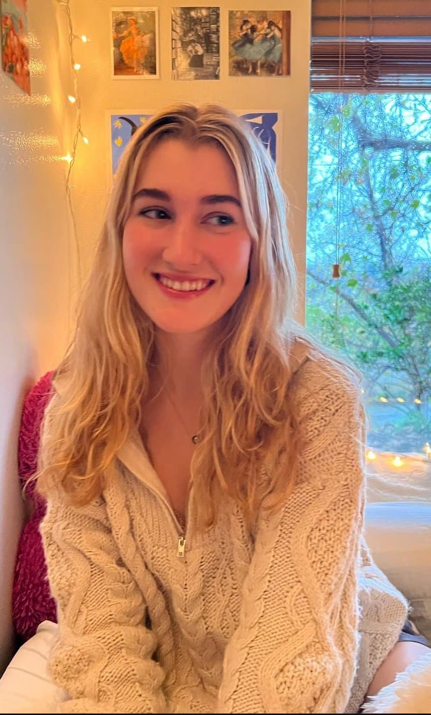 Blonde cutie in bikini needs a hard rough fuck ? dm me for more