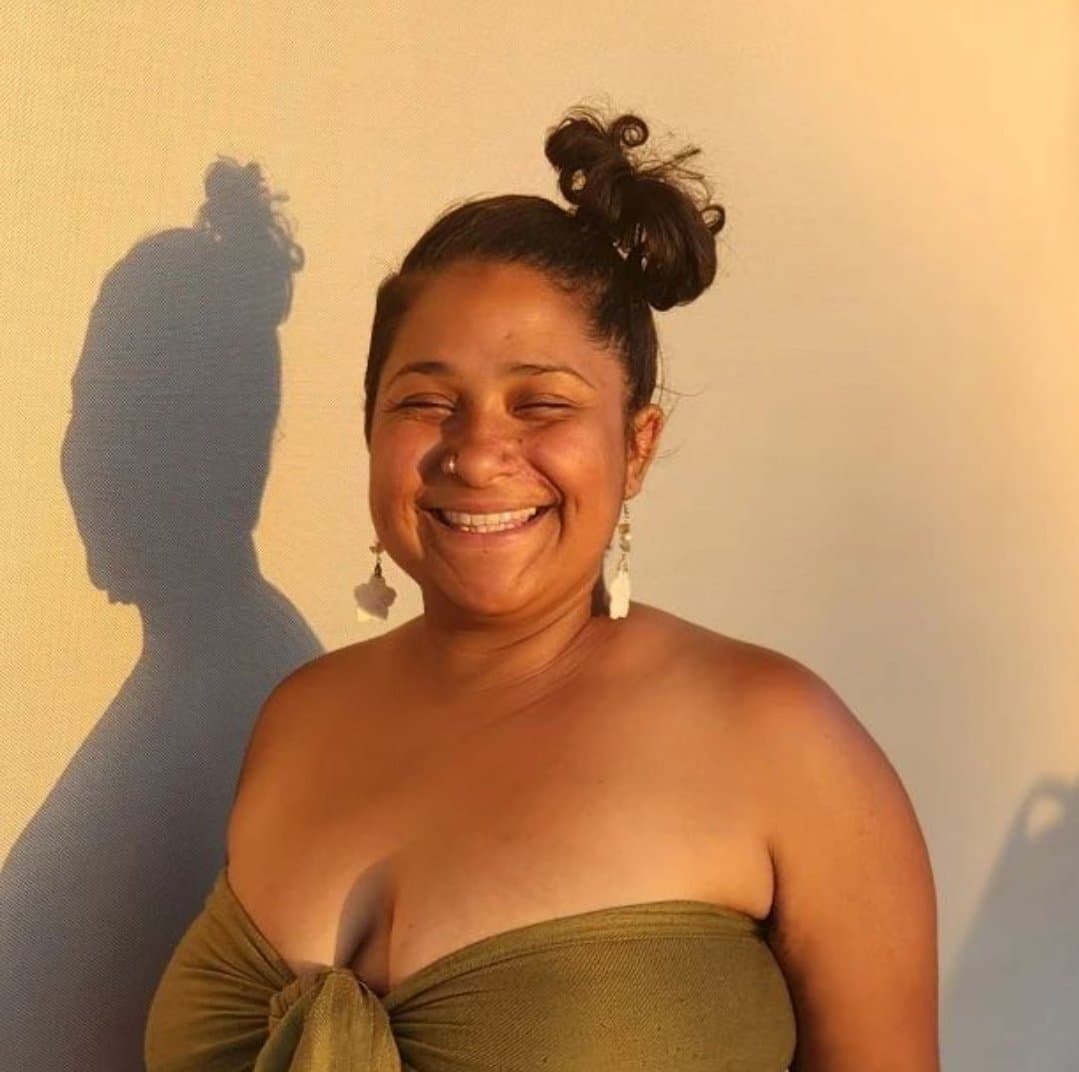 Single mom dancing naked