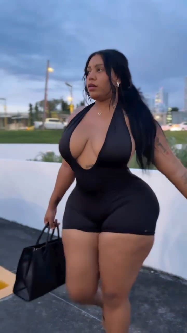 Amazon Big Booty Bit Tits Dominican