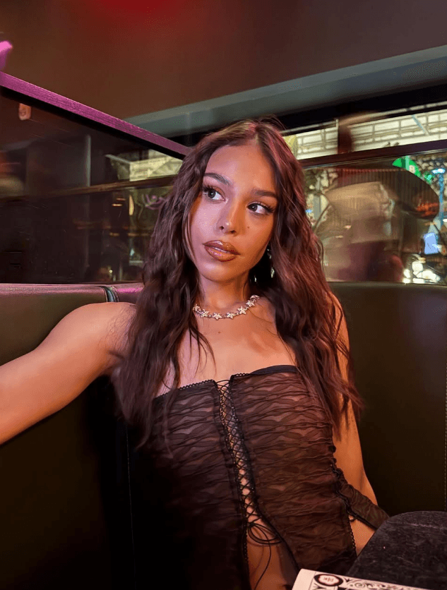 Danna Paola, The Elite Whore