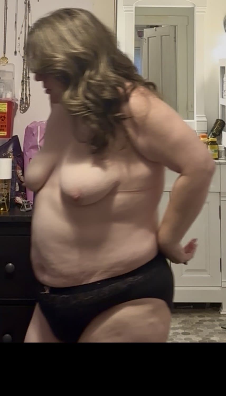 Jennifer - CT BBW Wife Black Bra and Panties