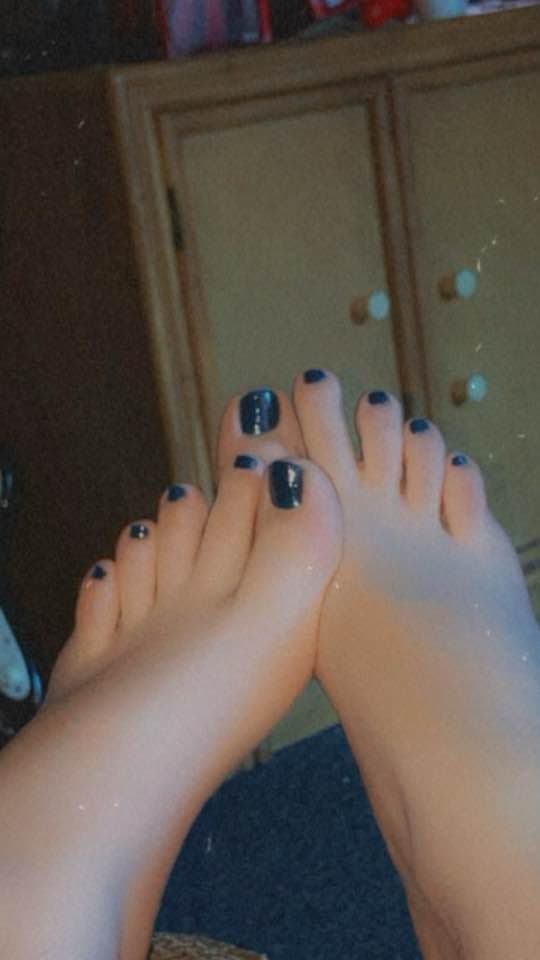 Freak nasty gooey cheesy smelling feet upstate unite pt2.