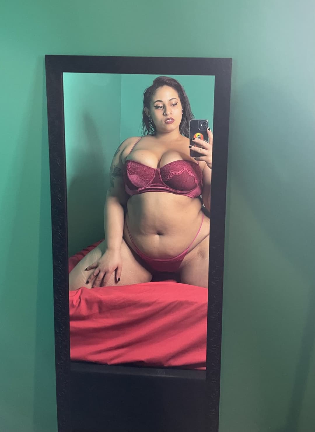 Bea wants to be a webslut