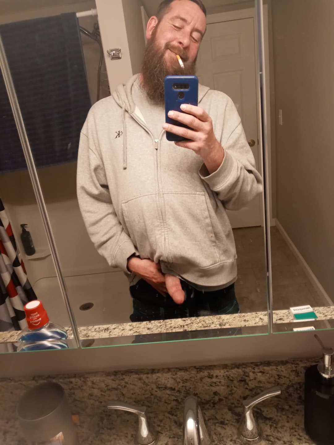 I might be a pig slut bit i own sissy cuck send me cock pics and humiliate my fag and me