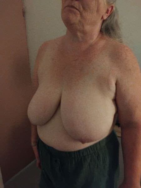 ma femme cherche a vider des couilles d inconnus