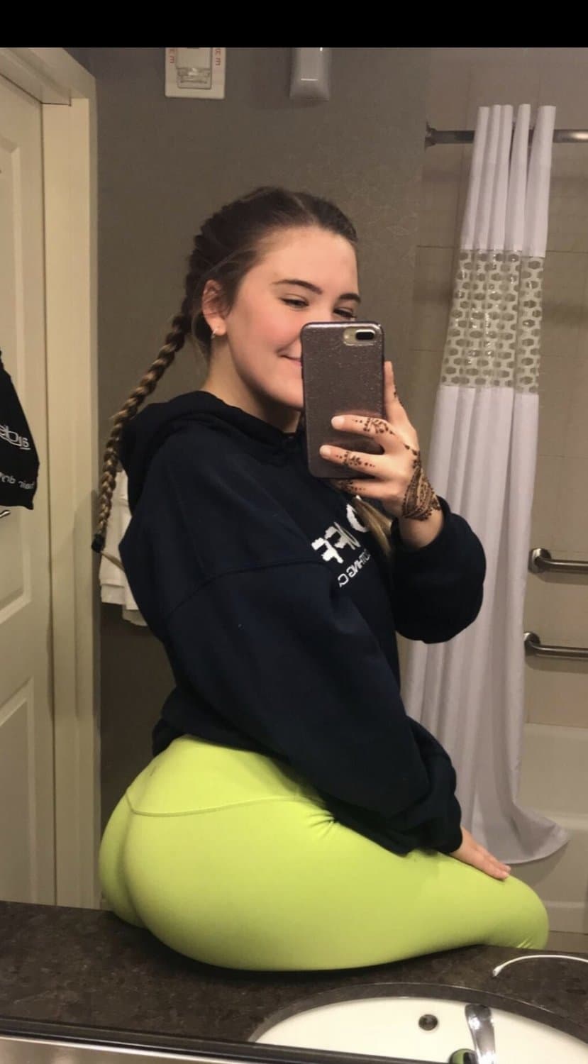 Long, fit & beautiful Canadian babe Marea