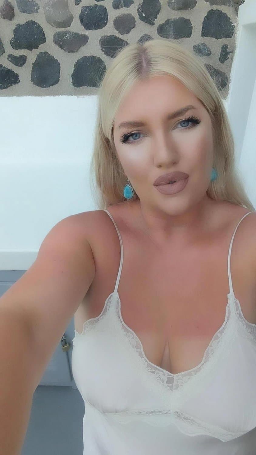 Sarah Young aka Katie Taylor aka KIKPIG British Tamworth Brummie