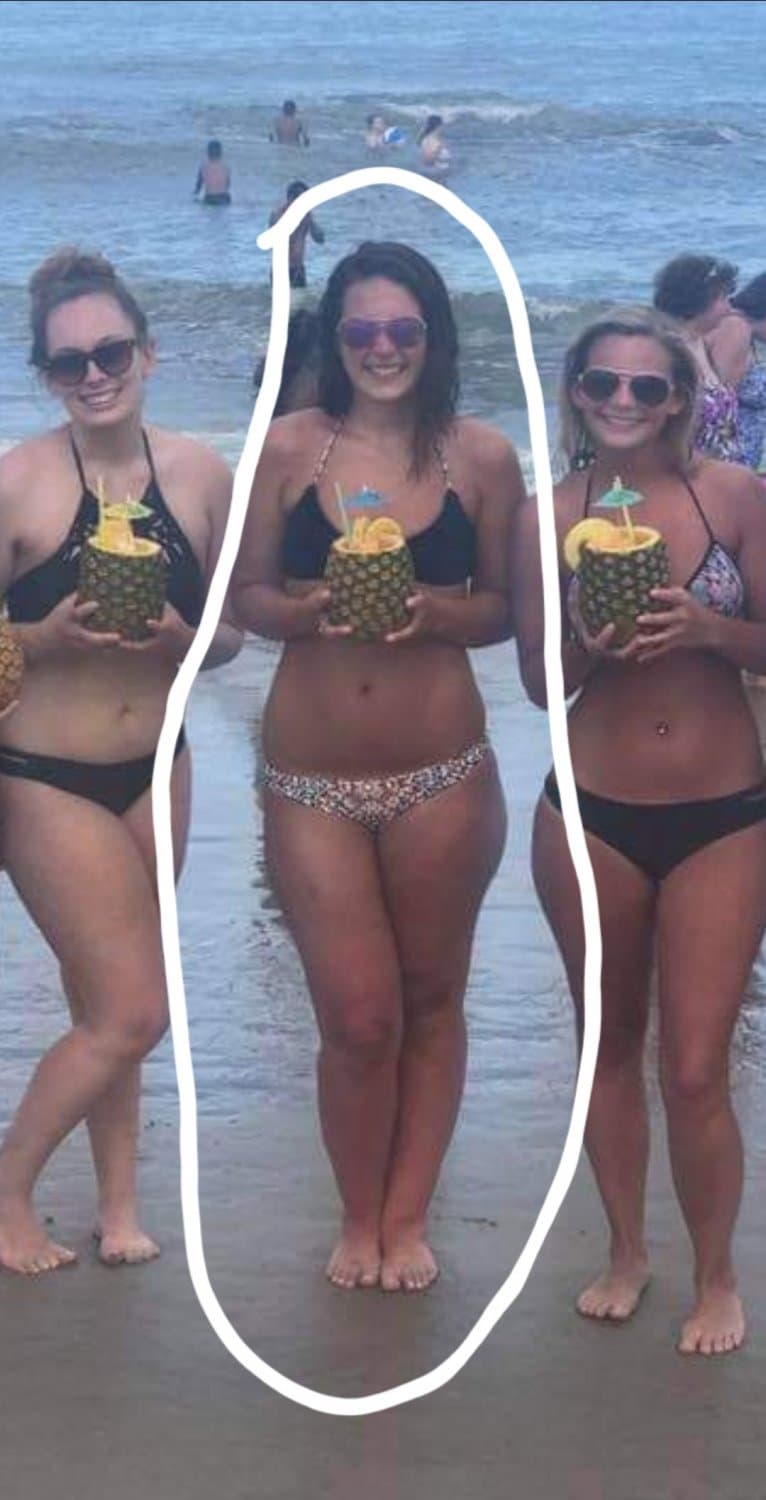 DM me to see more of this hot chick. (Non nude)