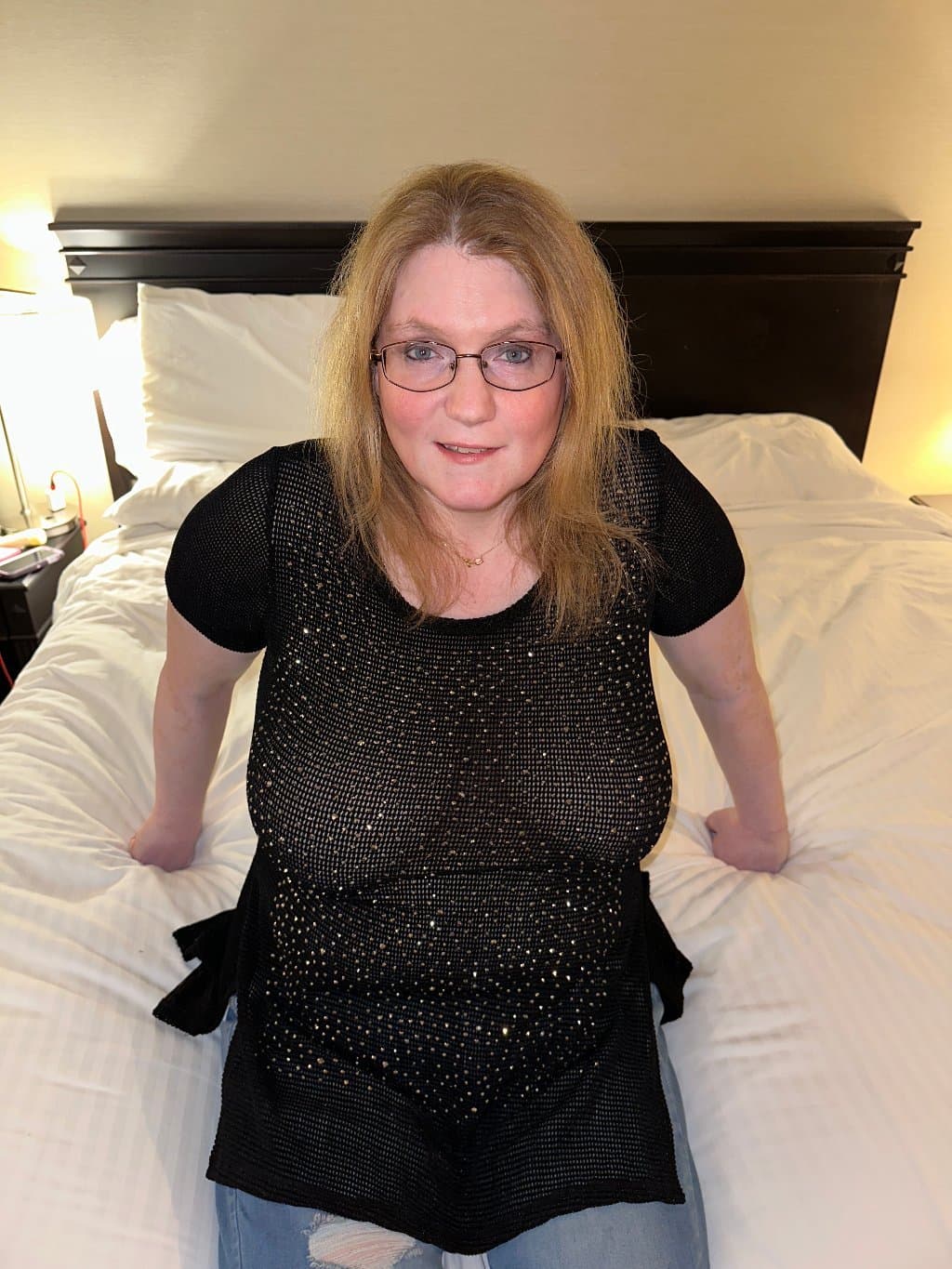 Click to view full size Janna sexy Pa slut wife with giant tits