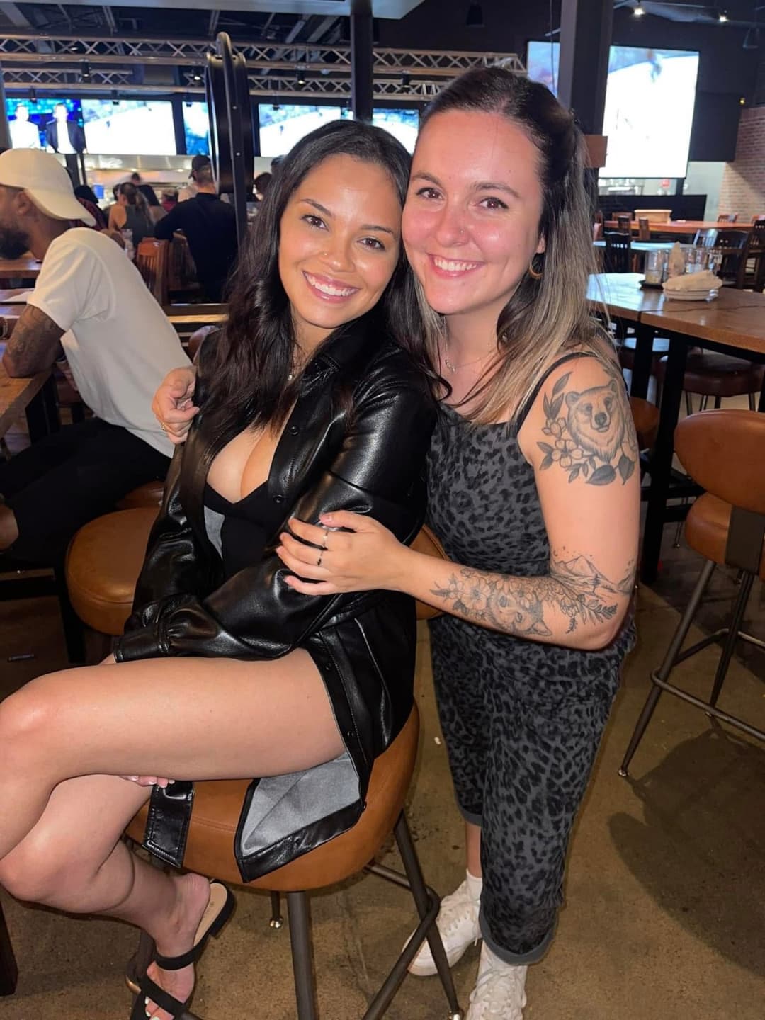 Click to view full size Exposing another drunk irl whore w huge fucking milkers that I ejaculate to