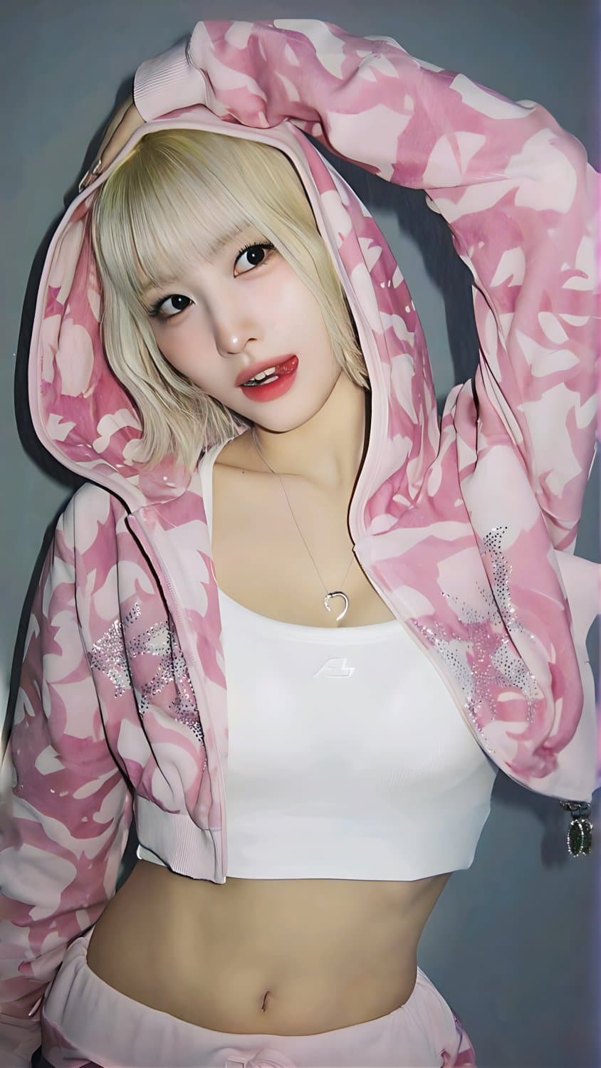 Japanese sexy talent Pussy face【TWICE momo】