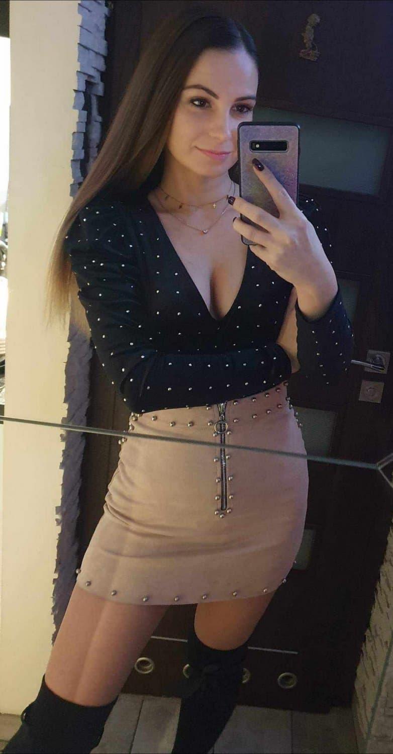 Polish amateur sluts wait for your dick