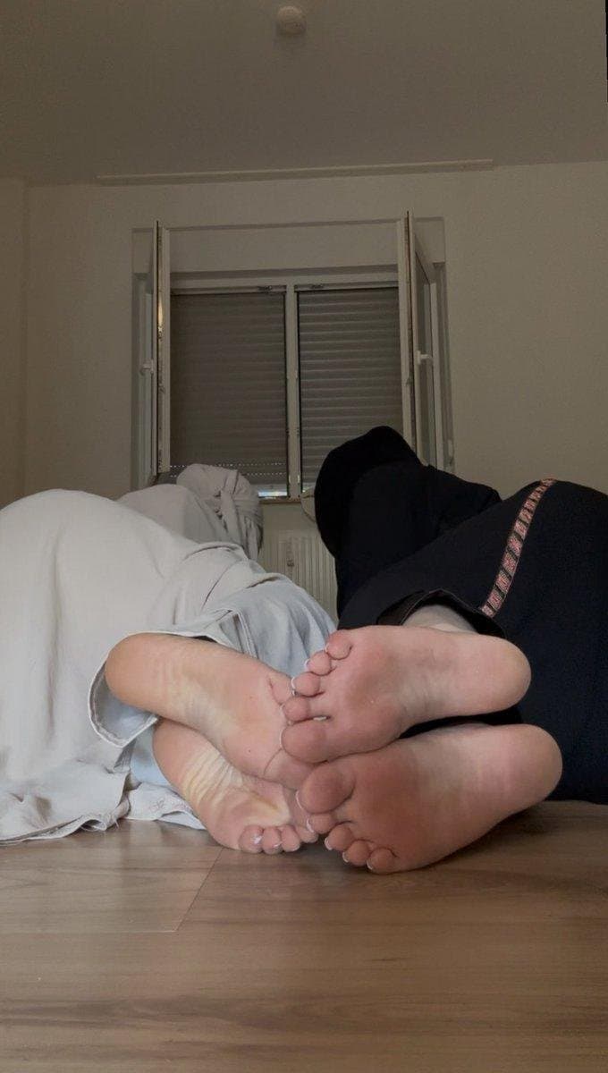 Hijabi Arab feet and spit compilation