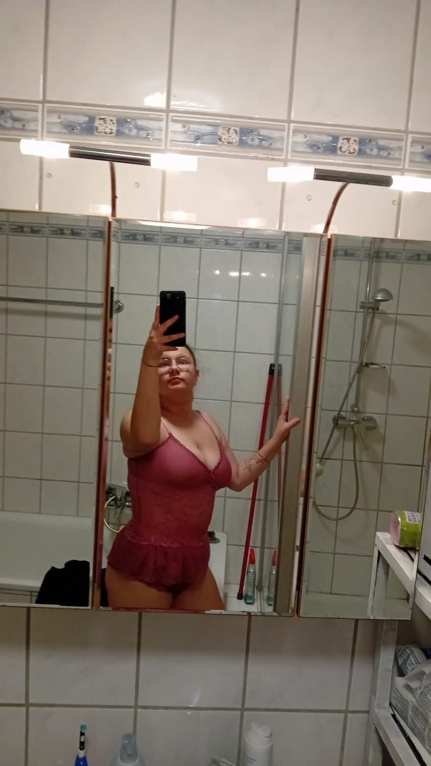 Sweet 18 and already a webslut