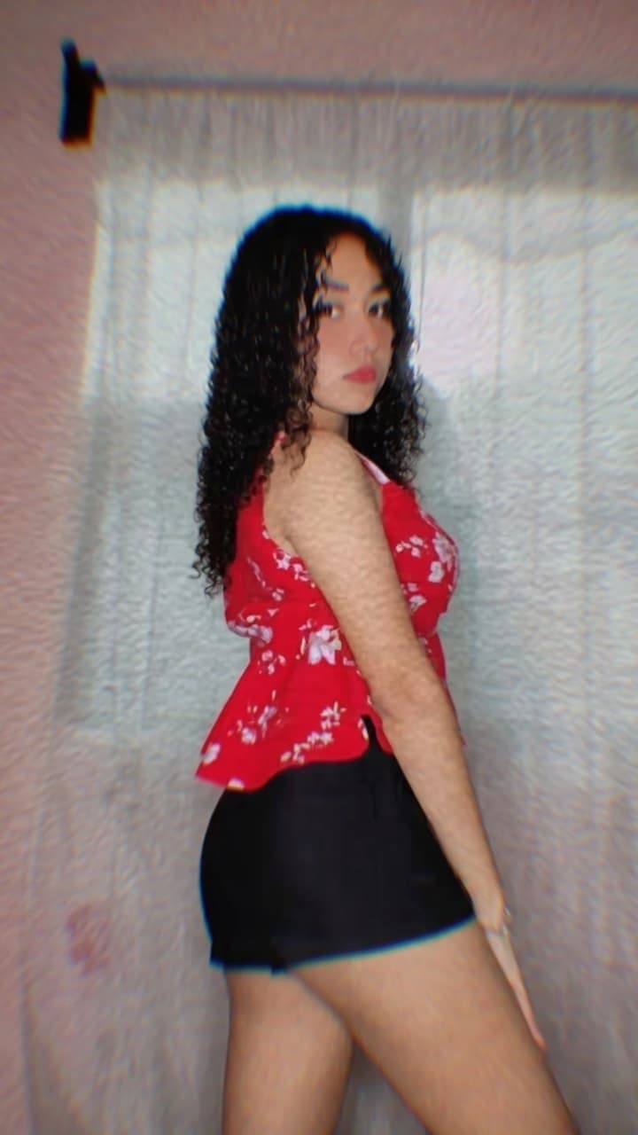 Putita morena culona filtrada y exhibida