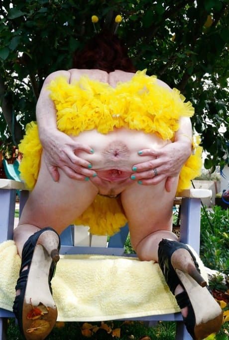 Anal mature fist fuck and anal prolapse