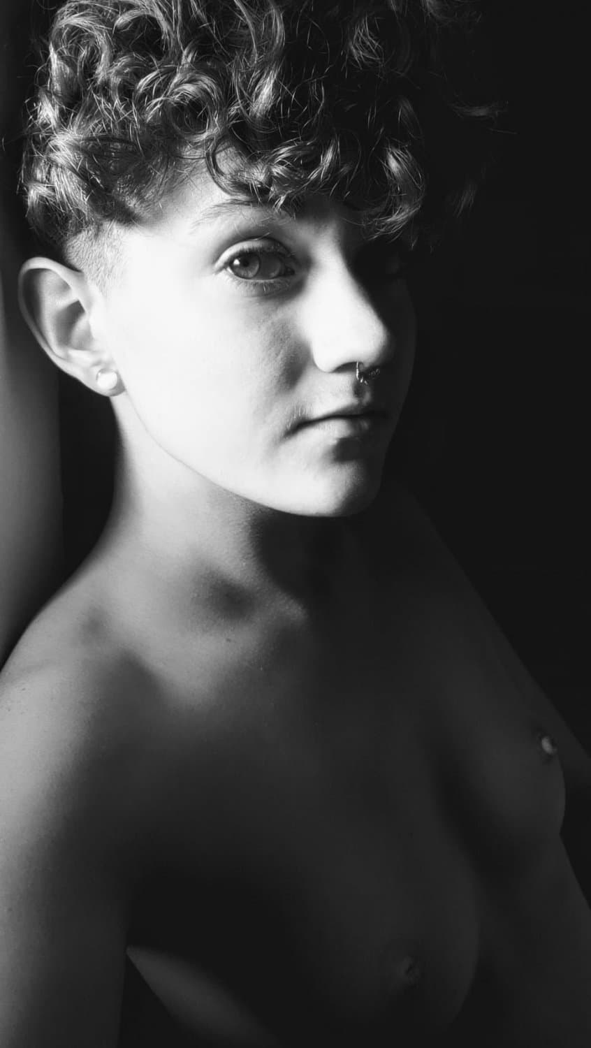 White Stud Dyke Lil Fox