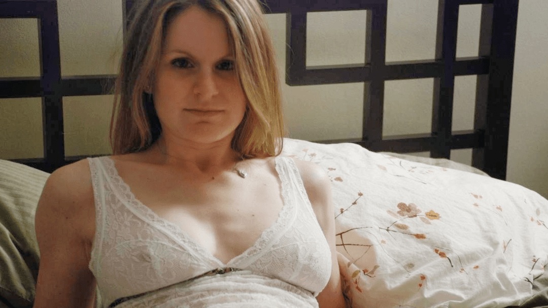 Click to view full size Beautiful dance Whore $4rah trusted her husband. Oops. Tight sexy perfect Bod on this whore ??