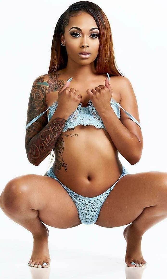 Creamy yella bone freak gettin her pussy beat