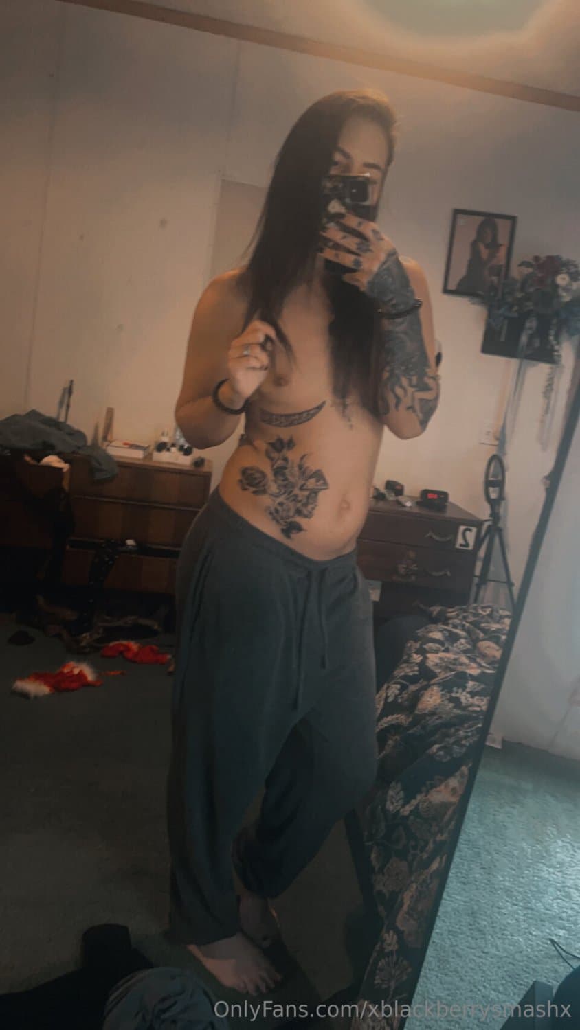 Click to view full size Eden Thomas / Brooklyn Reed