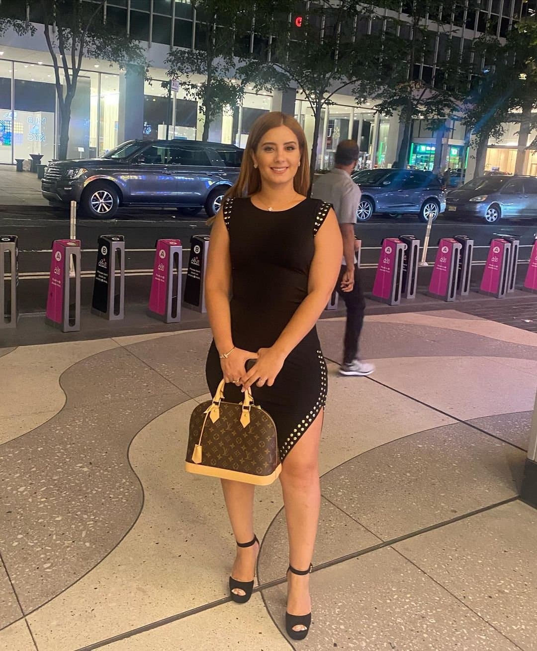 MyType WeatherGirl #3 Thick Curvy w/ Phat Booty