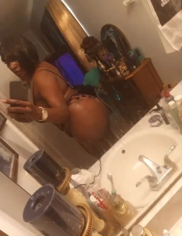 Trinidadian MILF Hoe Sucked My Dick For HHR, Let Me Fuck Her Face on The Floor, Then Swallowed
