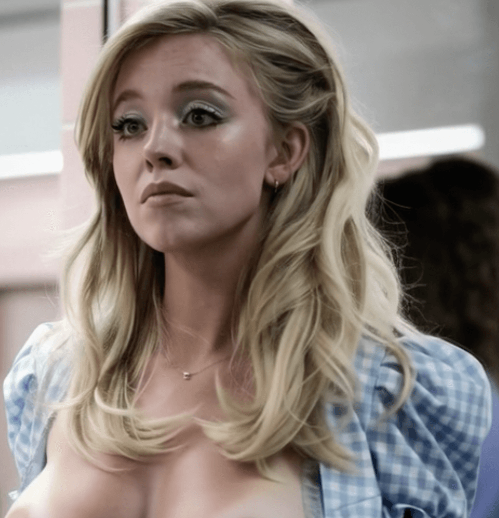 Teaser Content Of Sydney Sweeney See Full Content In Premium Galleries $5 In Link In Bio