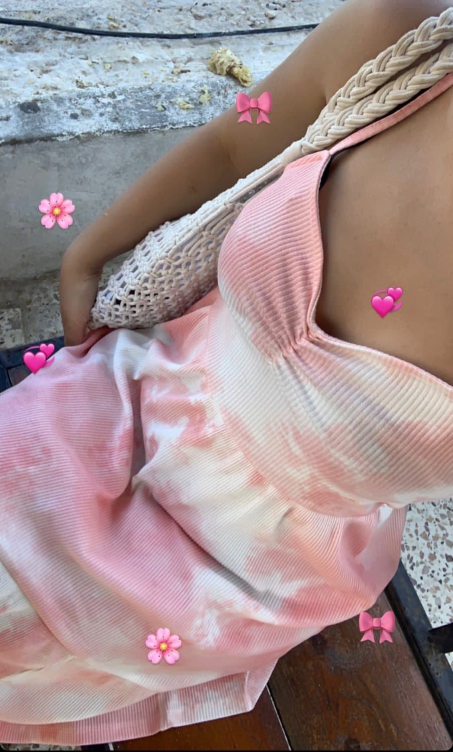 Click to view full size Algerian slut submitted