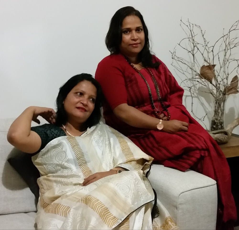 Voluptuous bhabhi from Dhaka, Bangladesh. No one could resist to pound this bhabhi????