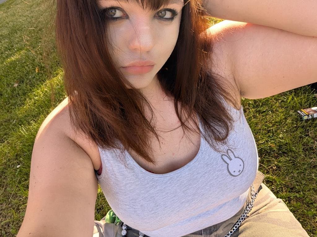 Chubby alternative slut