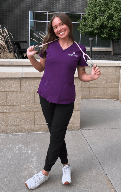 21 year old nursing student from Iowa, meet Annabelle