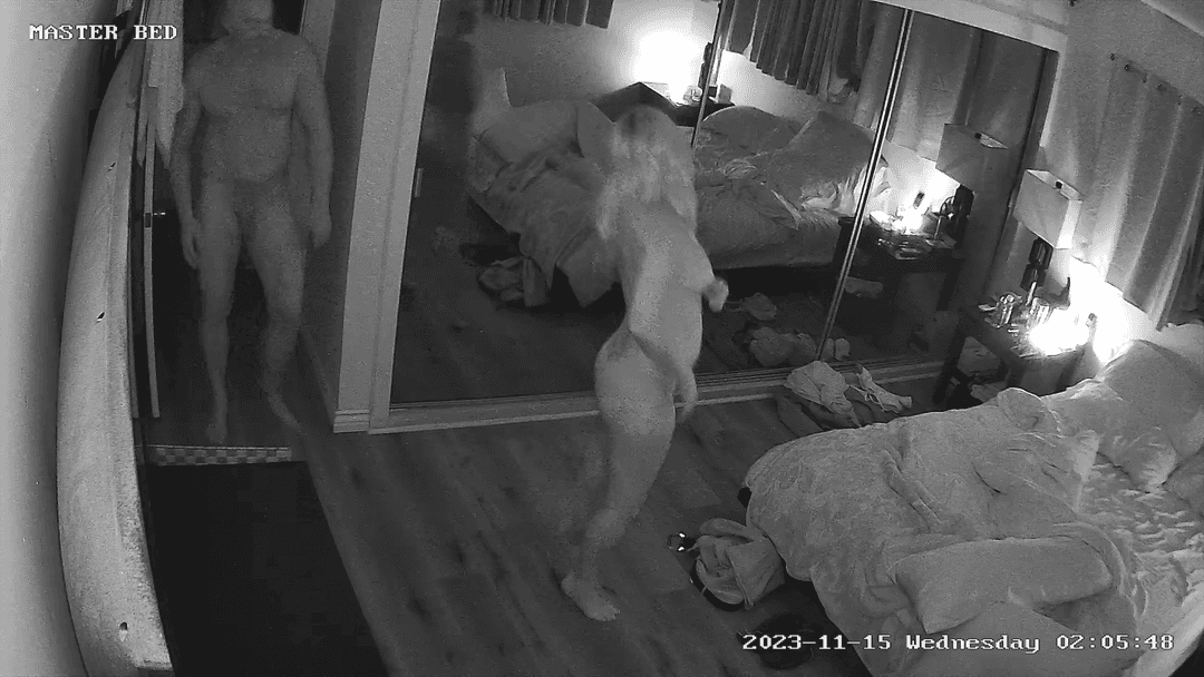 When you have a Hot GF.. But you still Cheats, with your Divorced Middle Aged Friend