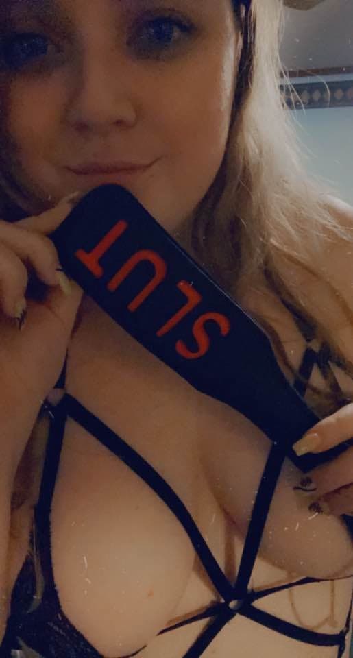 Click to view full size Kelsey knows what she wants.