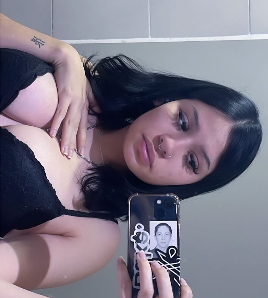 RANDOM SLUTS I KNOW AND I JERK TO