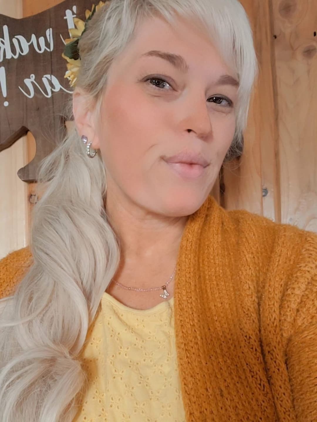 Cheating Cyndi wants your cum